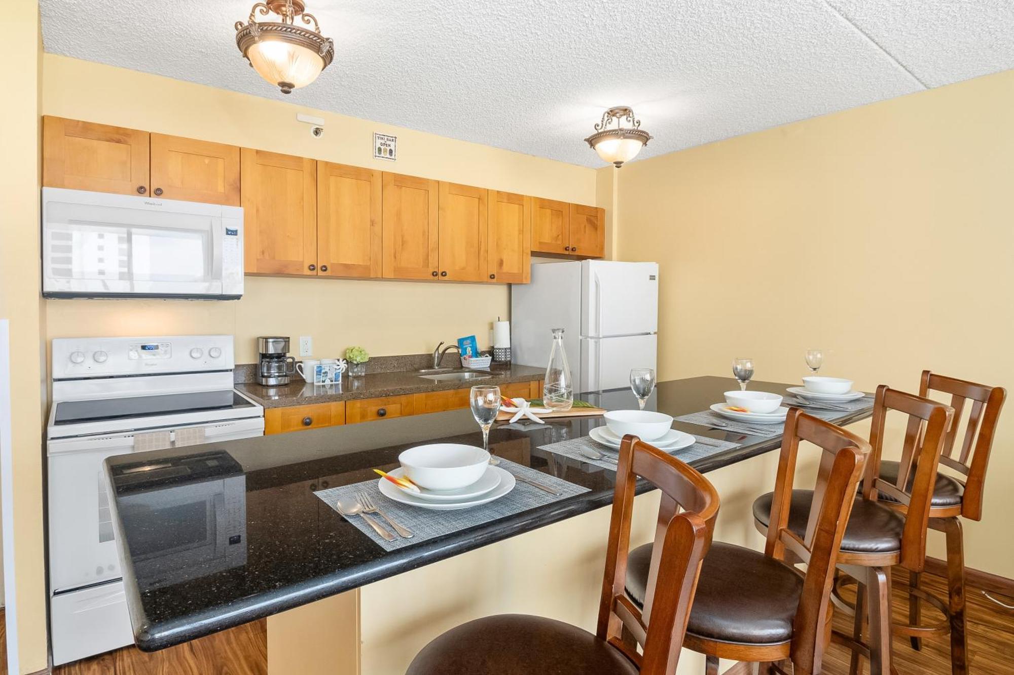 Beautiful 1Br, Steps To Waikiki Beach And Parking Honolulu Exterior foto